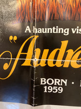 Load image into Gallery viewer, Audrey Rose Original horror movie film poster - 1977 USA 1sheet Robert Wise & Anthony Hopkins - Original Music and Movie Posters for sale from Bamalama - Online Poster Store UK London