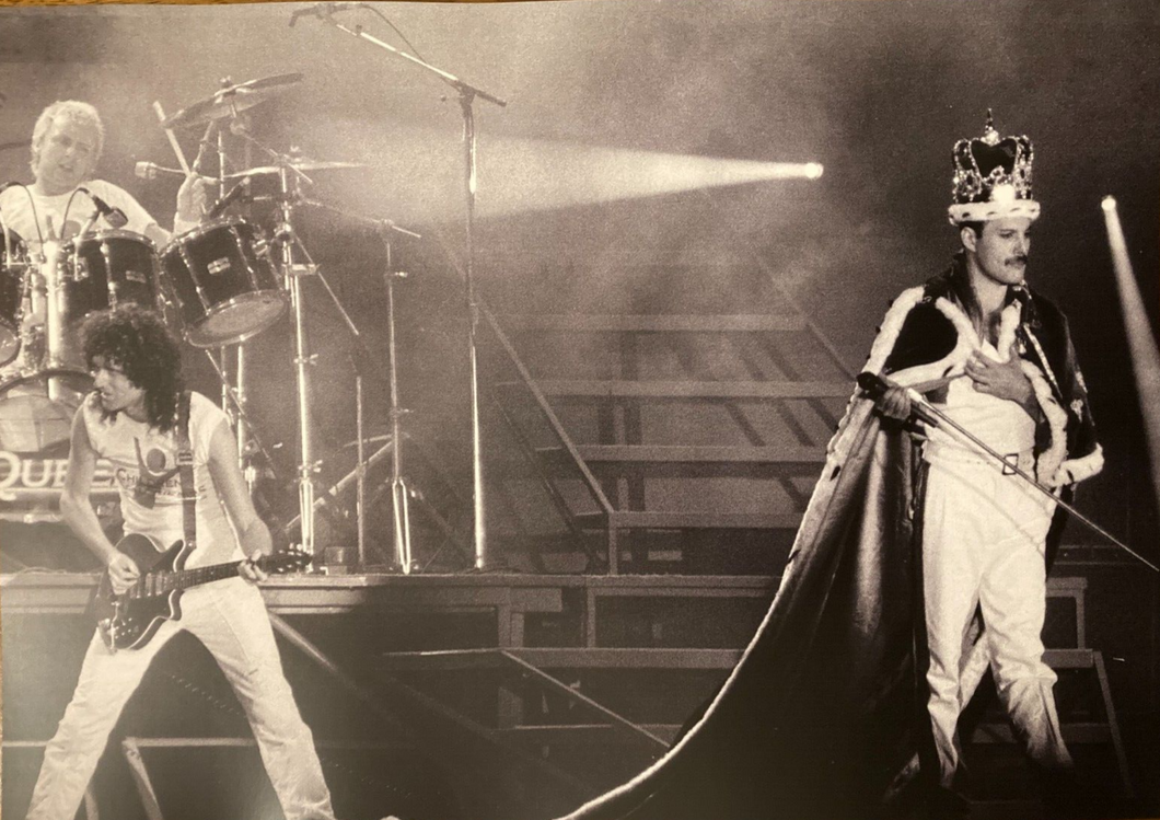 Queen poster photograph with Freddie Mercury large A3 size repro from original files/negative - Original Music and Movie Posters for sale from Bamalama - Online Poster Store UK London